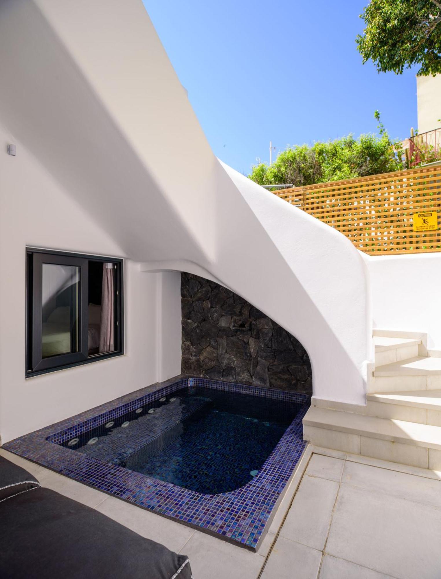 Secret Spot Luxury Villa Fira  Exteriör bild